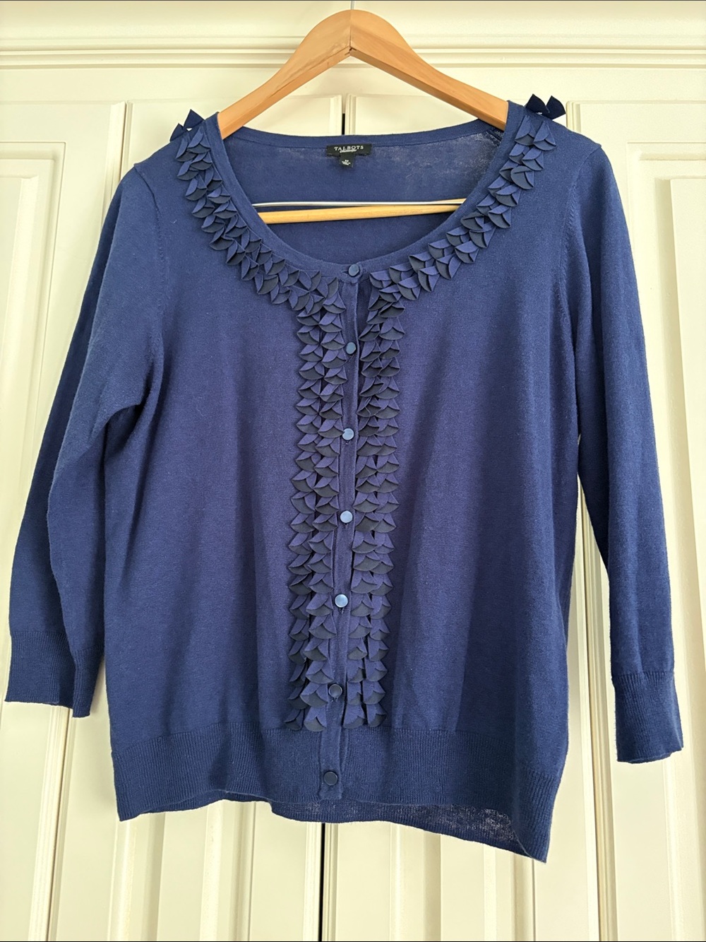 Talbots Linen Cotton button-front Ruffle cardigan Sweater Size Medium Preppy